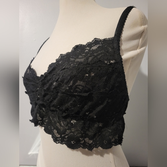 THREE LACE BRALETTES - Picture 4 of 16